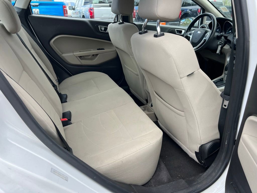 Used 2016 Ford Fiesta SE image 20