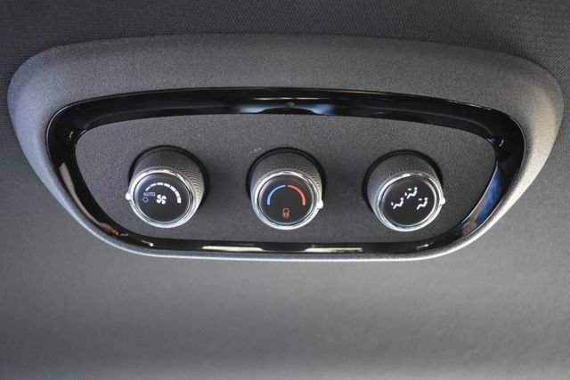 Used 2025 Dodge Durango GT AWD/4WD image 37