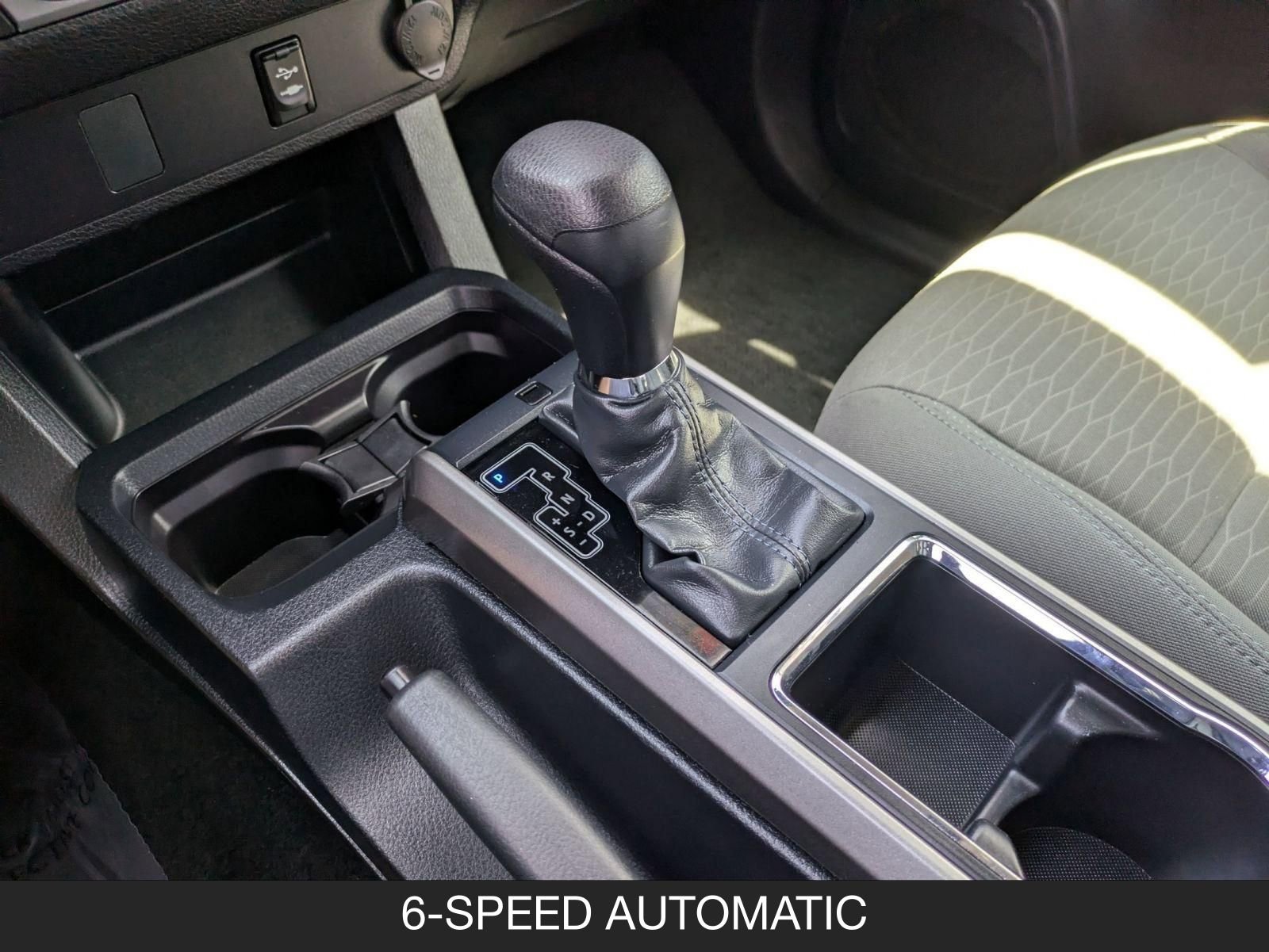 Used 2019 Toyota Tacoma SR5 RWD image 16
