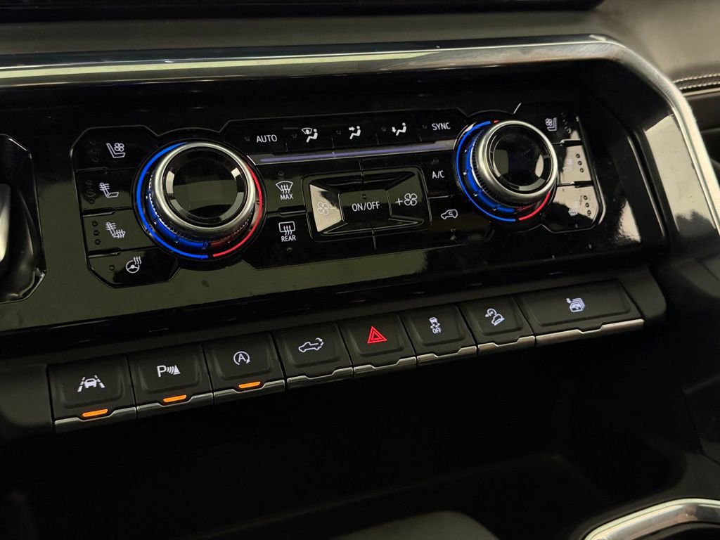 Used 2024 GMC Sierra 1500 Denali Ultimate image 18