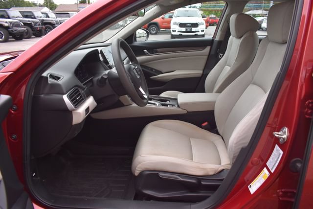 Used 2018 Honda Accord LX image 15