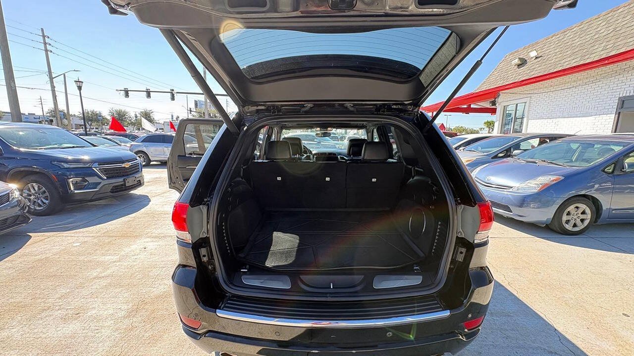 Used 2019 Jeep Grand Cherokee Overland RWD image 7