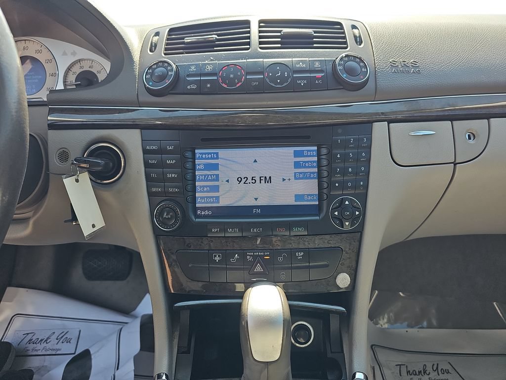 Used 2005 Mercedes-Benz E 320 Sedan image 21