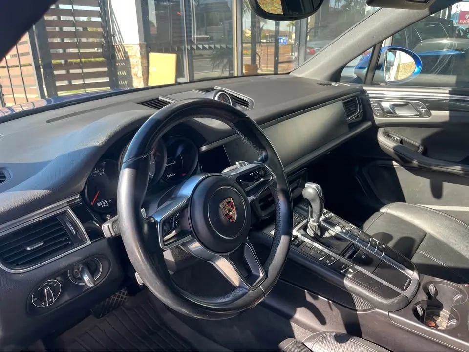 Used 2017 Porsche Macan S image 13