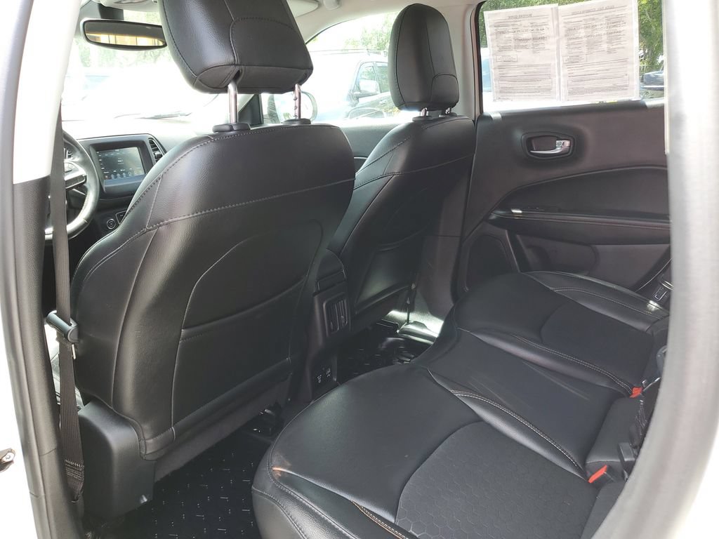 Used 2019 Jeep Compass Latitude AWD/4WD image 9