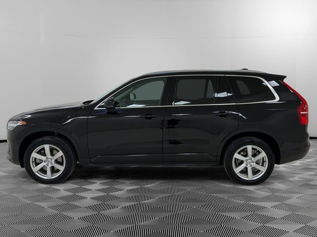 Used 2022 Volvo XC90 T5 Momentum image 6