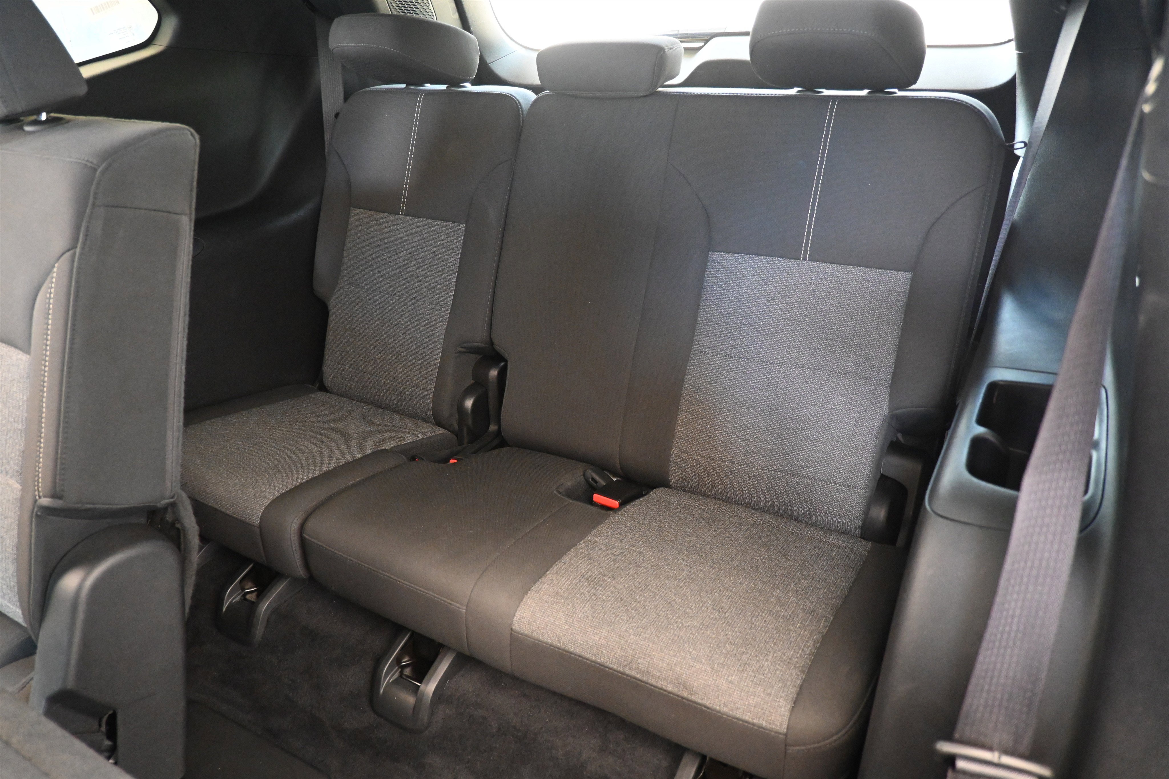 Used 2025 GMC Acadia Elevation image 18