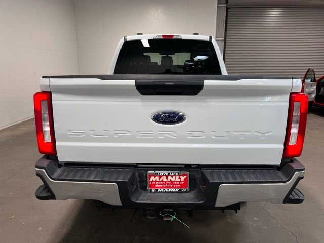 Used 2025 Ford F250 XLT w/ FX4 Off-Road Package image 4