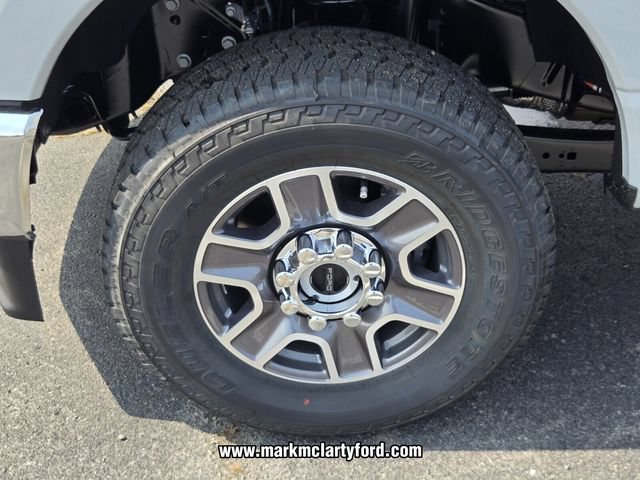 New 2026 Ford F350 Lariat w/ FX4 Off-Road Package AWD/4WD image 15