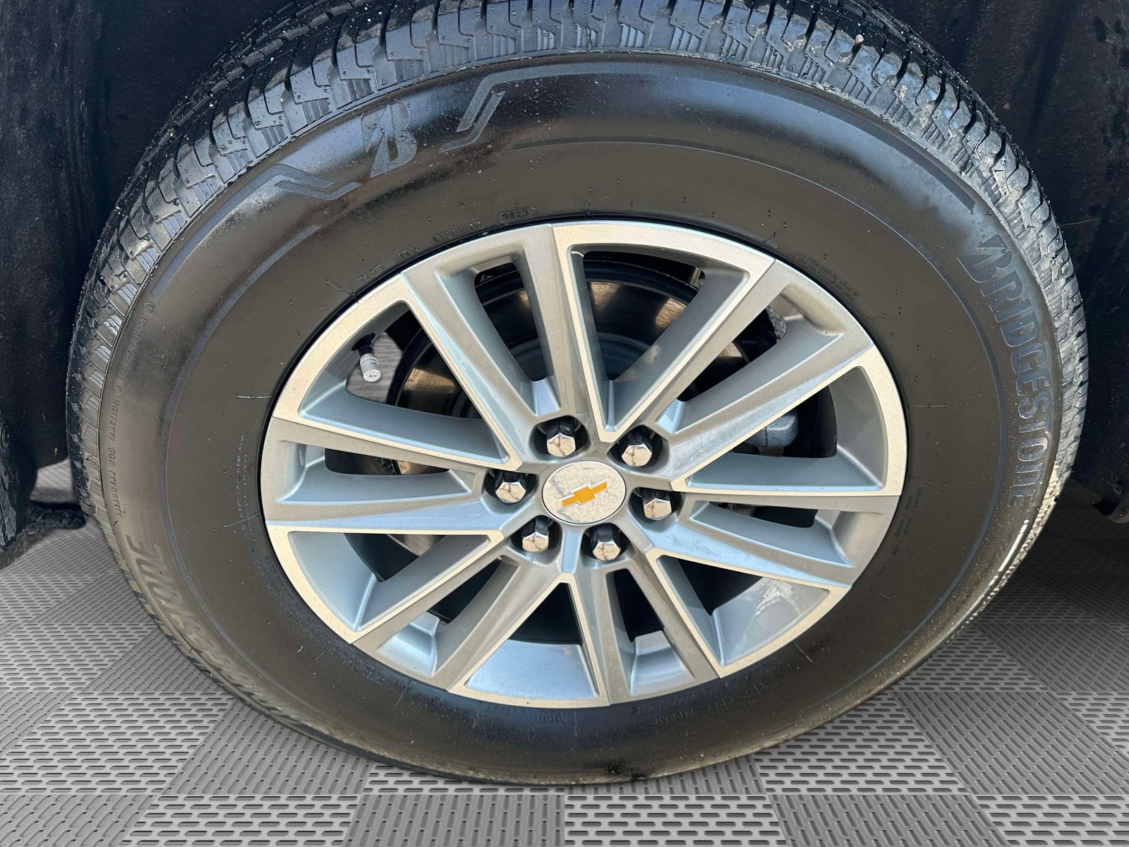 Certified 2023 Chevrolet Traverse LT image 34