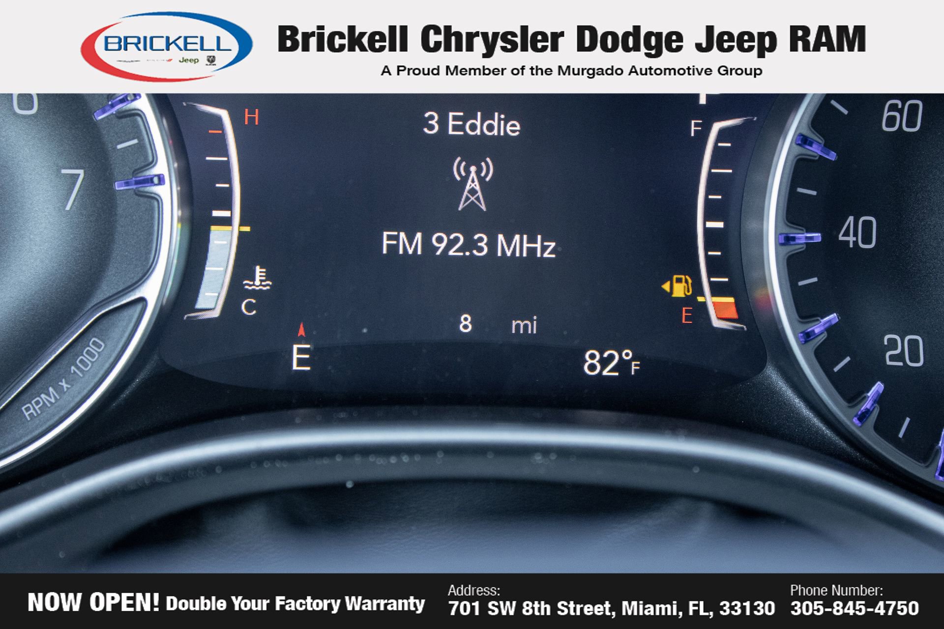 New 2025 Chrysler Pacifica Select FWD image 34