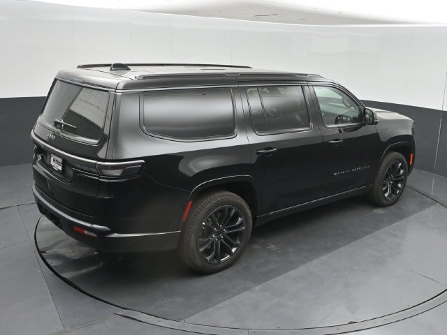 New 2026 Jeep Grand Wagoneer Summit AWD/4WD image 41