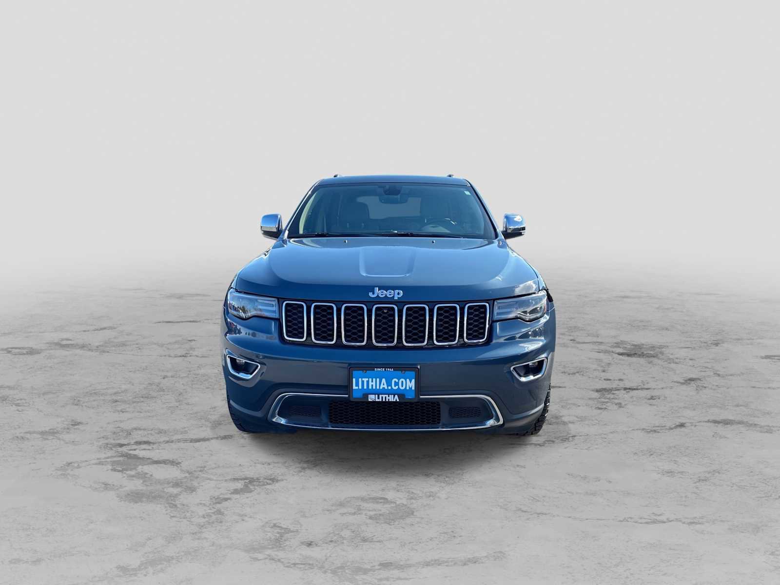 Certified 2019 Jeep Grand Cherokee Limited w/ Luxury Group II image 3