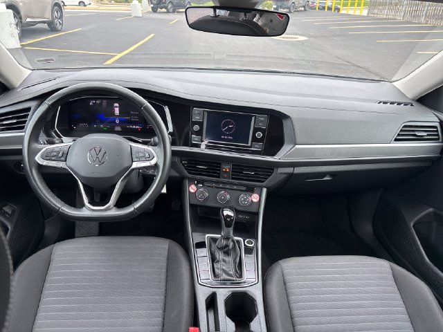 Used 2024 Volkswagen Jetta S FWD image 25