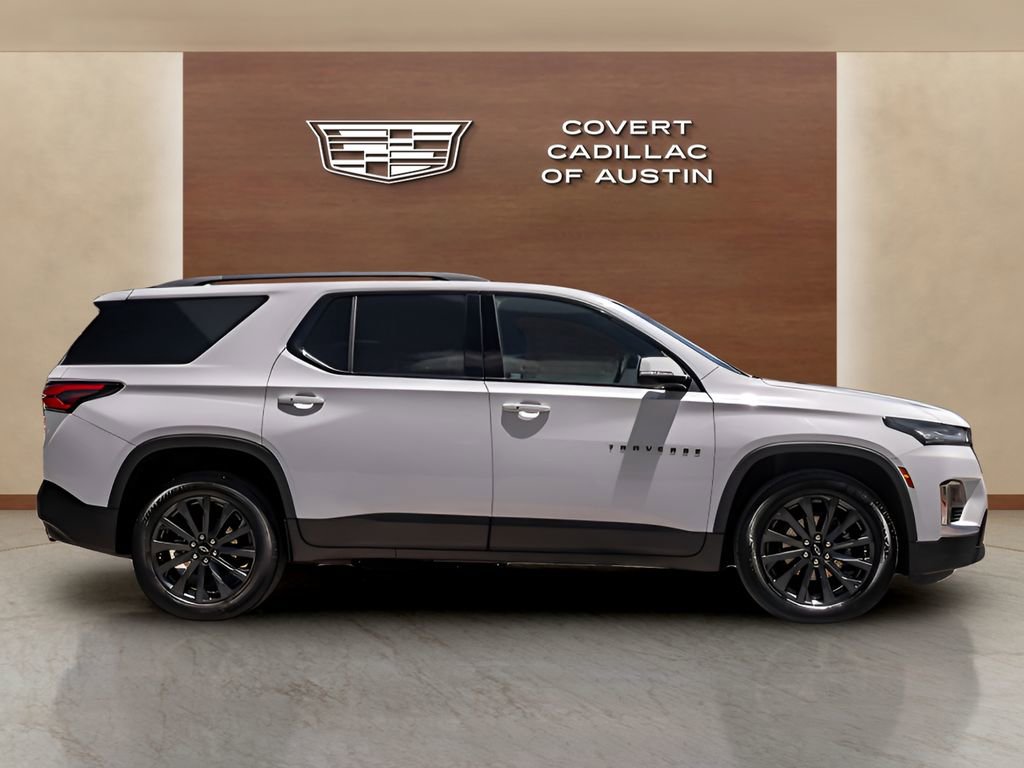 Used 2023 Chevrolet Traverse RS FWD image 5