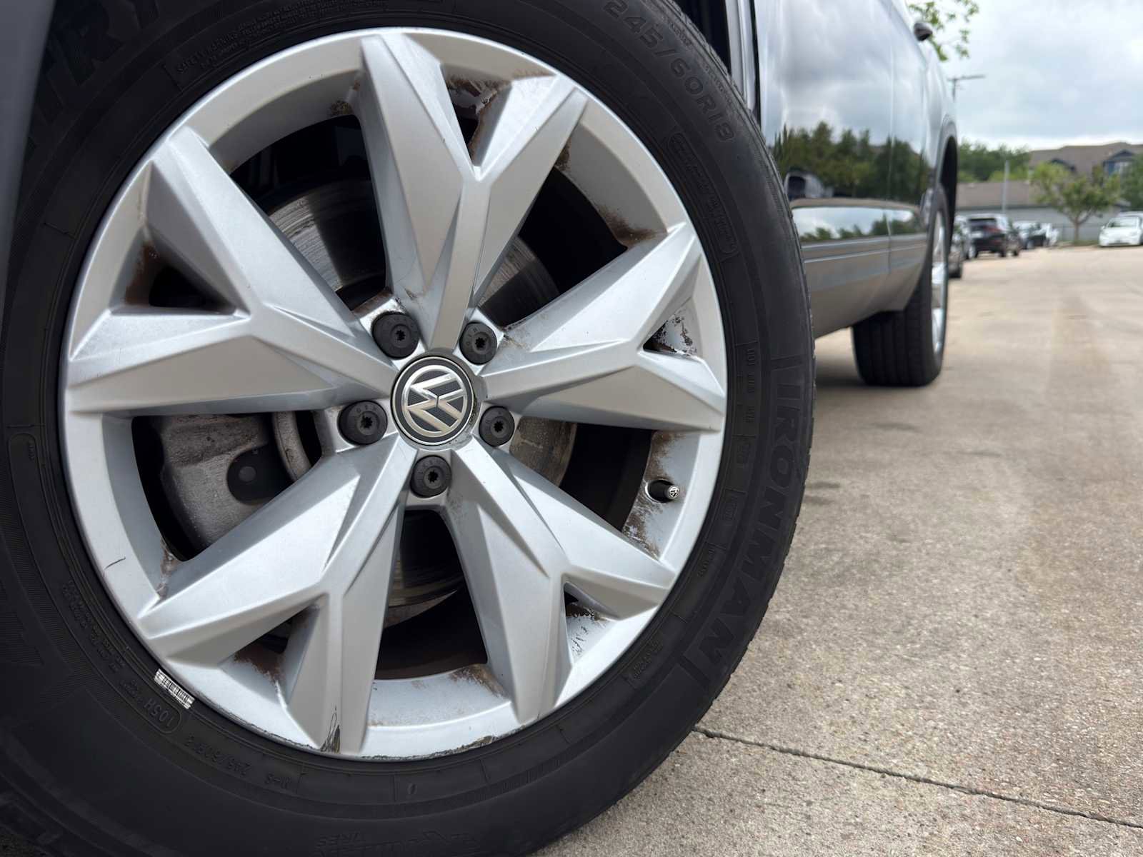 Used 2019 Volkswagen Atlas SE FWD image 2