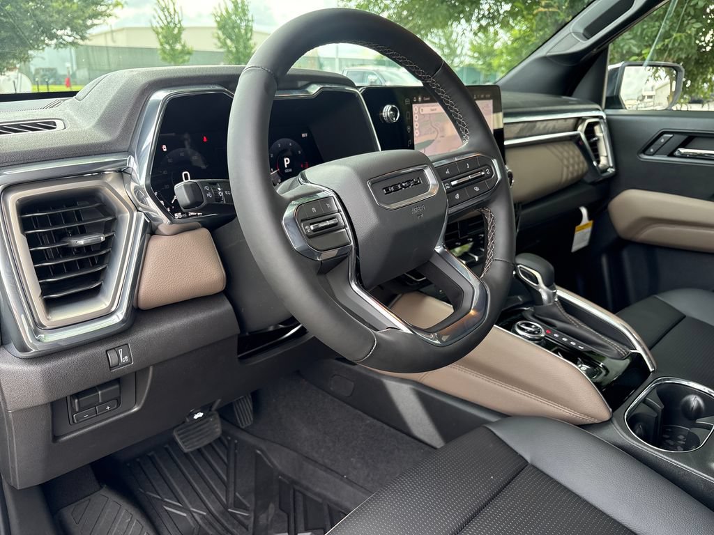 New 2026 GMC Canyon Denali AWD/4WD image 10