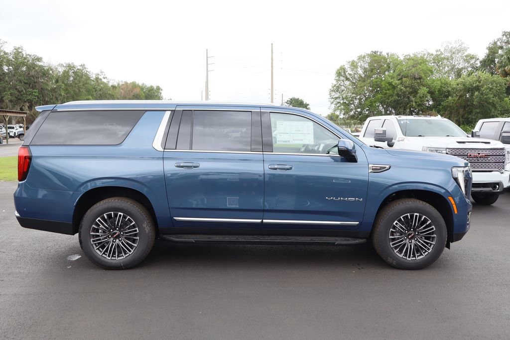 New 2026 GMC Yukon XL Elevation w/ Elevation Premium Package AWD/4WD image 4