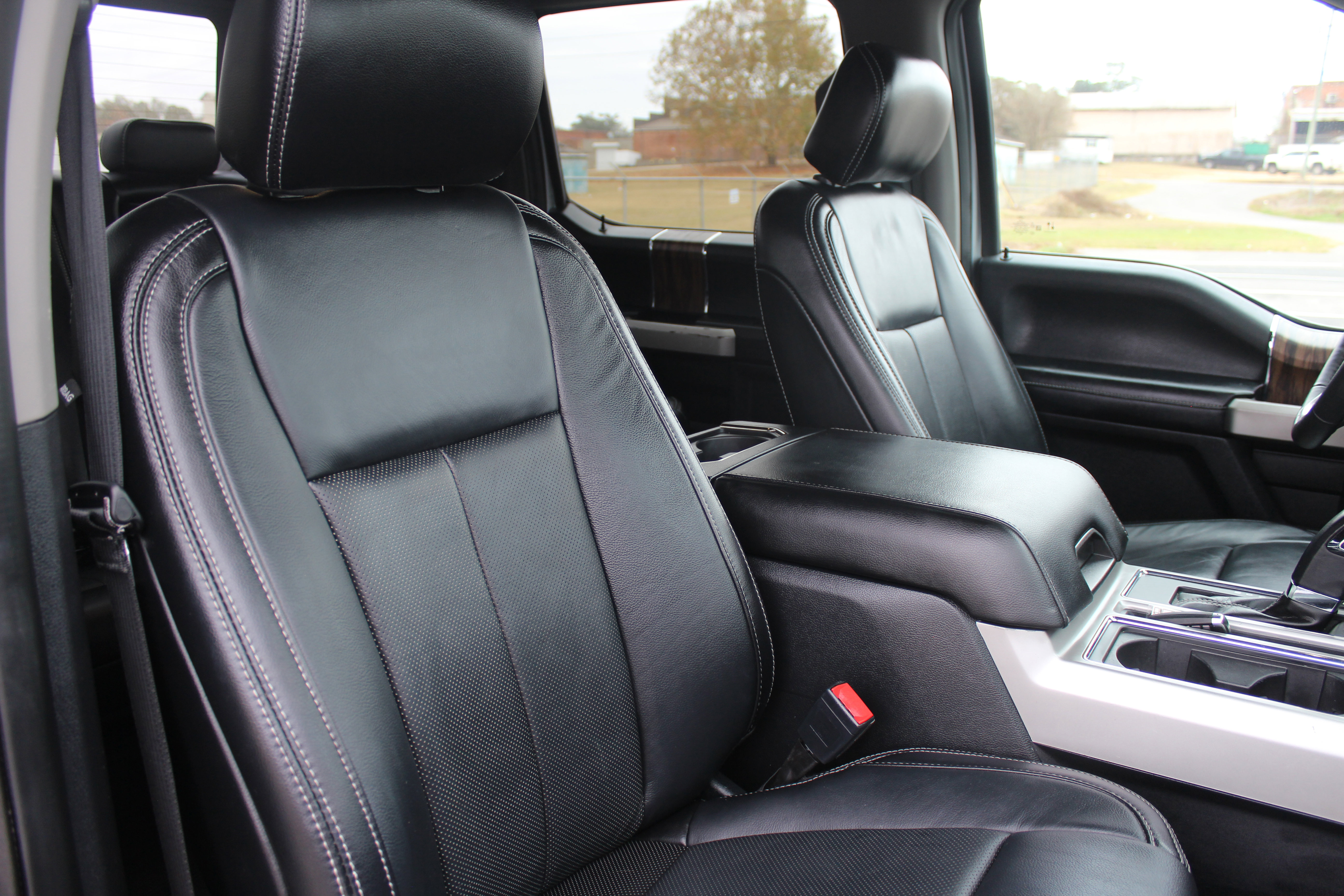 Used 2020 Ford F150 Lariat image 50