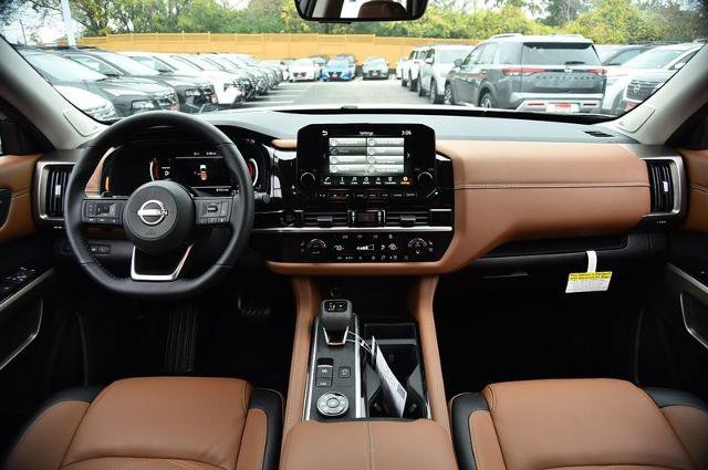 New 2025 Nissan Pathfinder Platinum w/ Cargo Package image 8