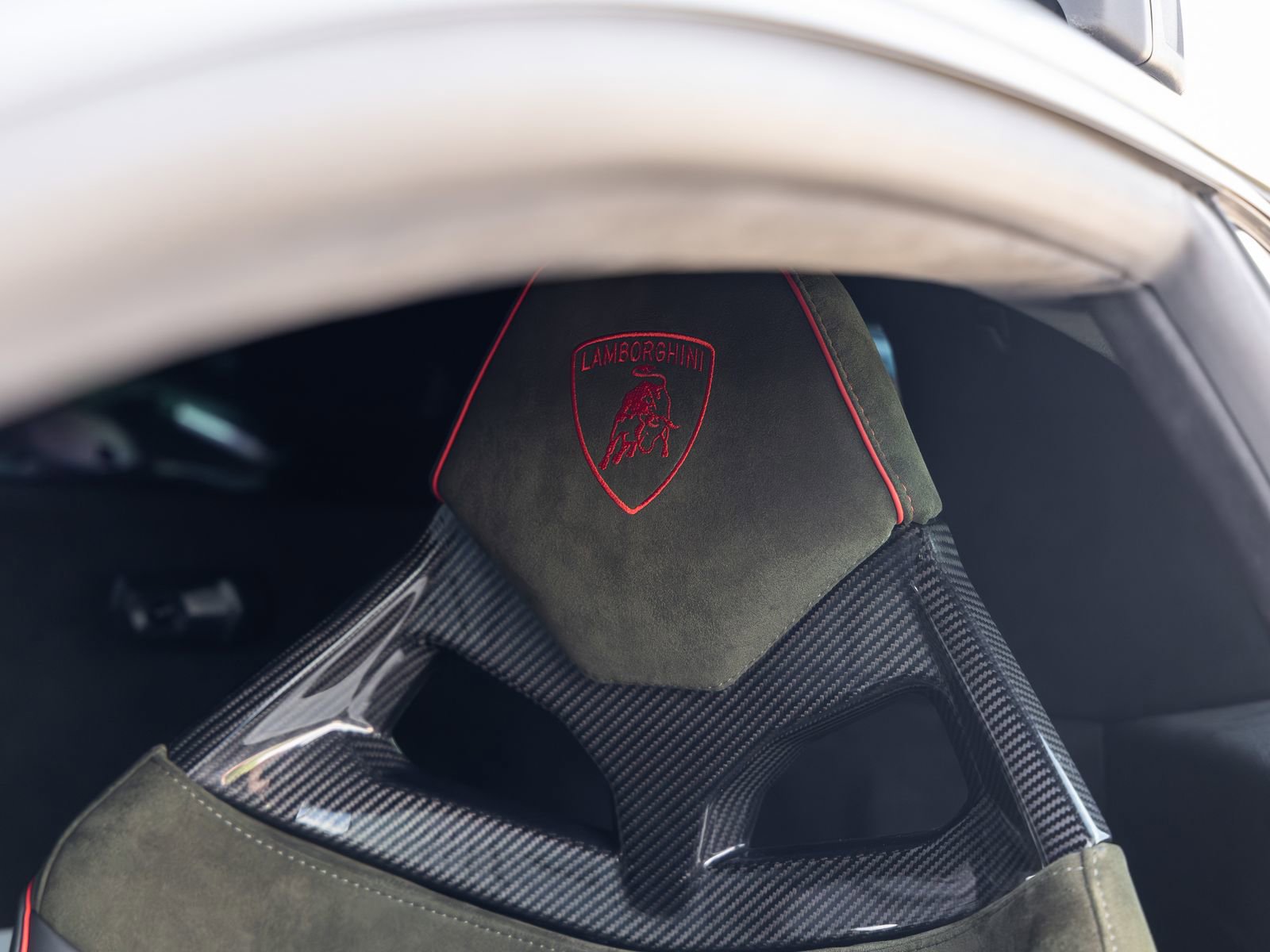 Used 2024 Lamborghini Huracan Sterrato AWD/4WD image 33