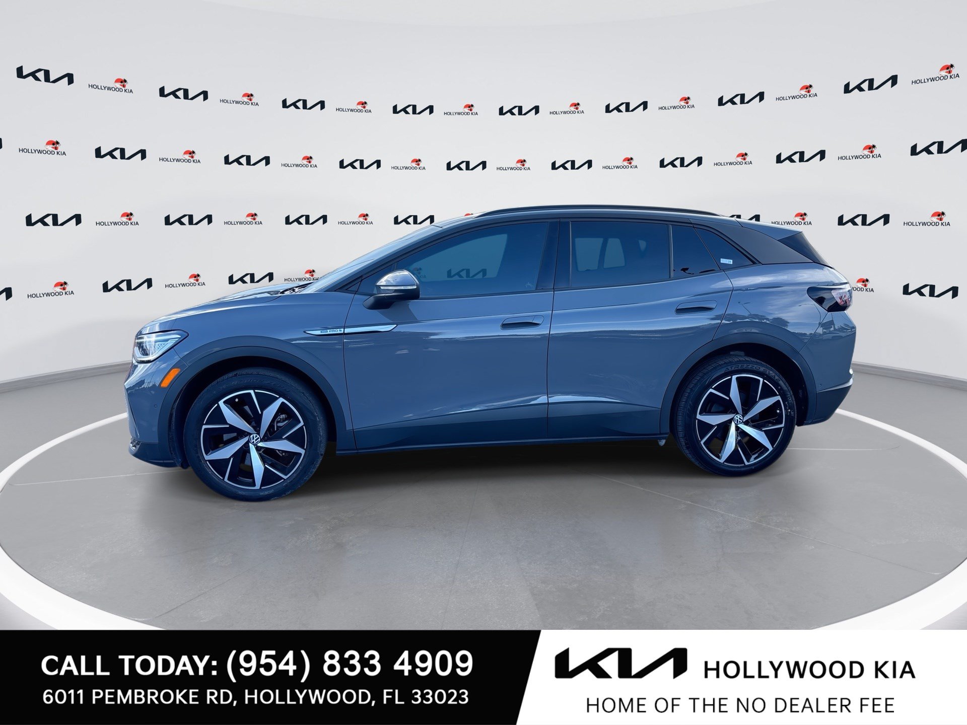 Used 2023 Volkswagen ID.4 Pro S AWD/4WD image 5