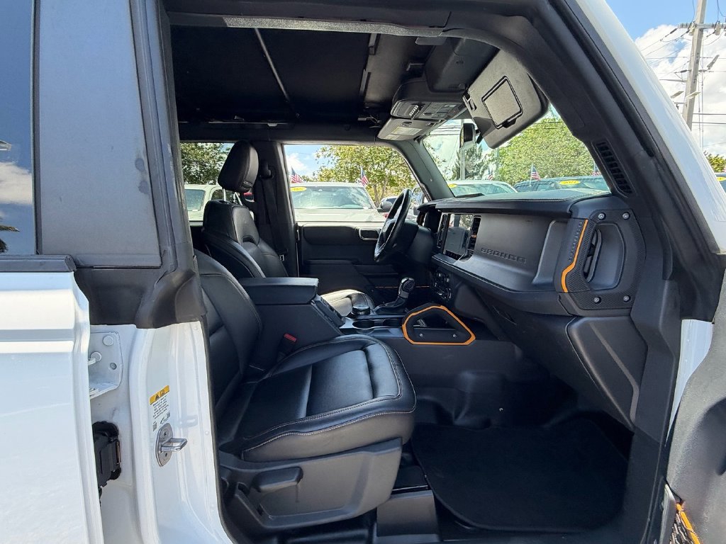 Used 2024 Ford Bronco Badlands AWD/4WD image 16