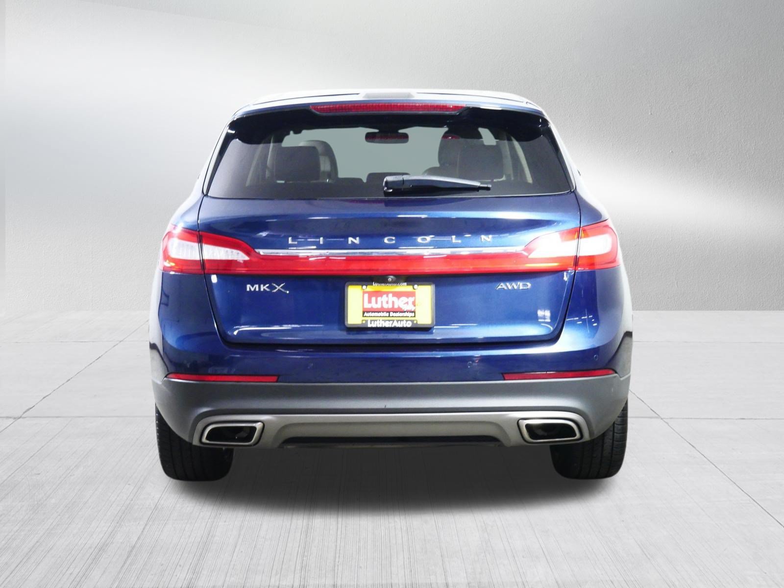 Used 2017 Lincoln MKX Reserve w/ Lincoln MKX Climate Package AWD/4WD image 6