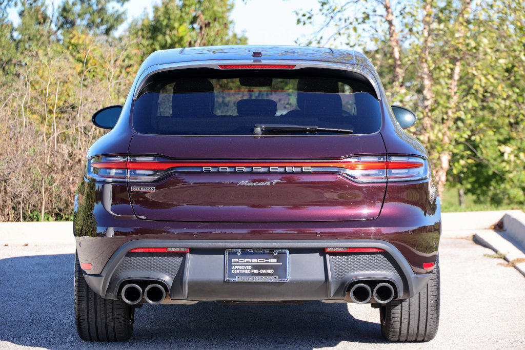 Certified 2023 Porsche Macan Turbo AWD/4WD image 19
