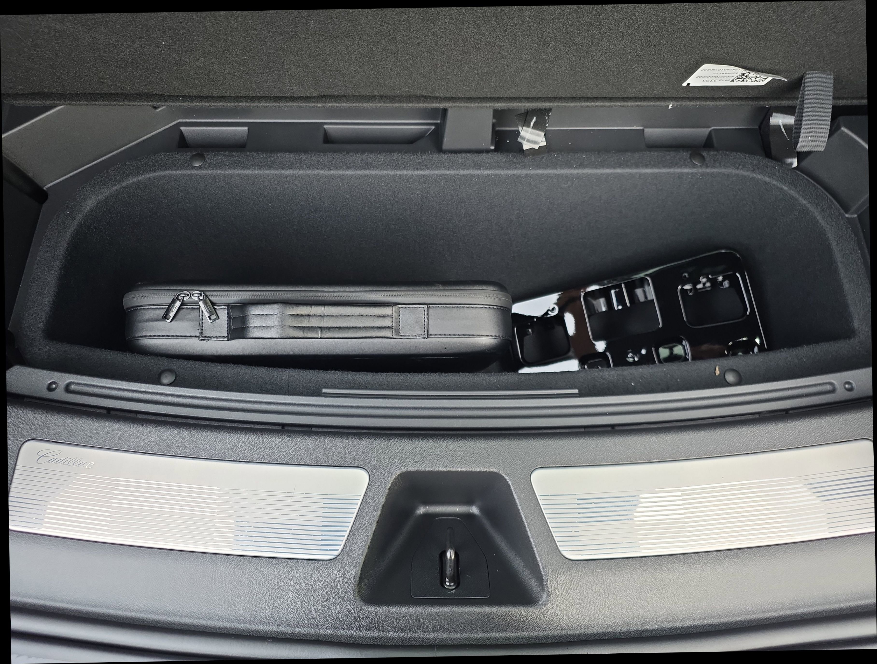 Used 2025 Cadillac Lyriq Sport image 45