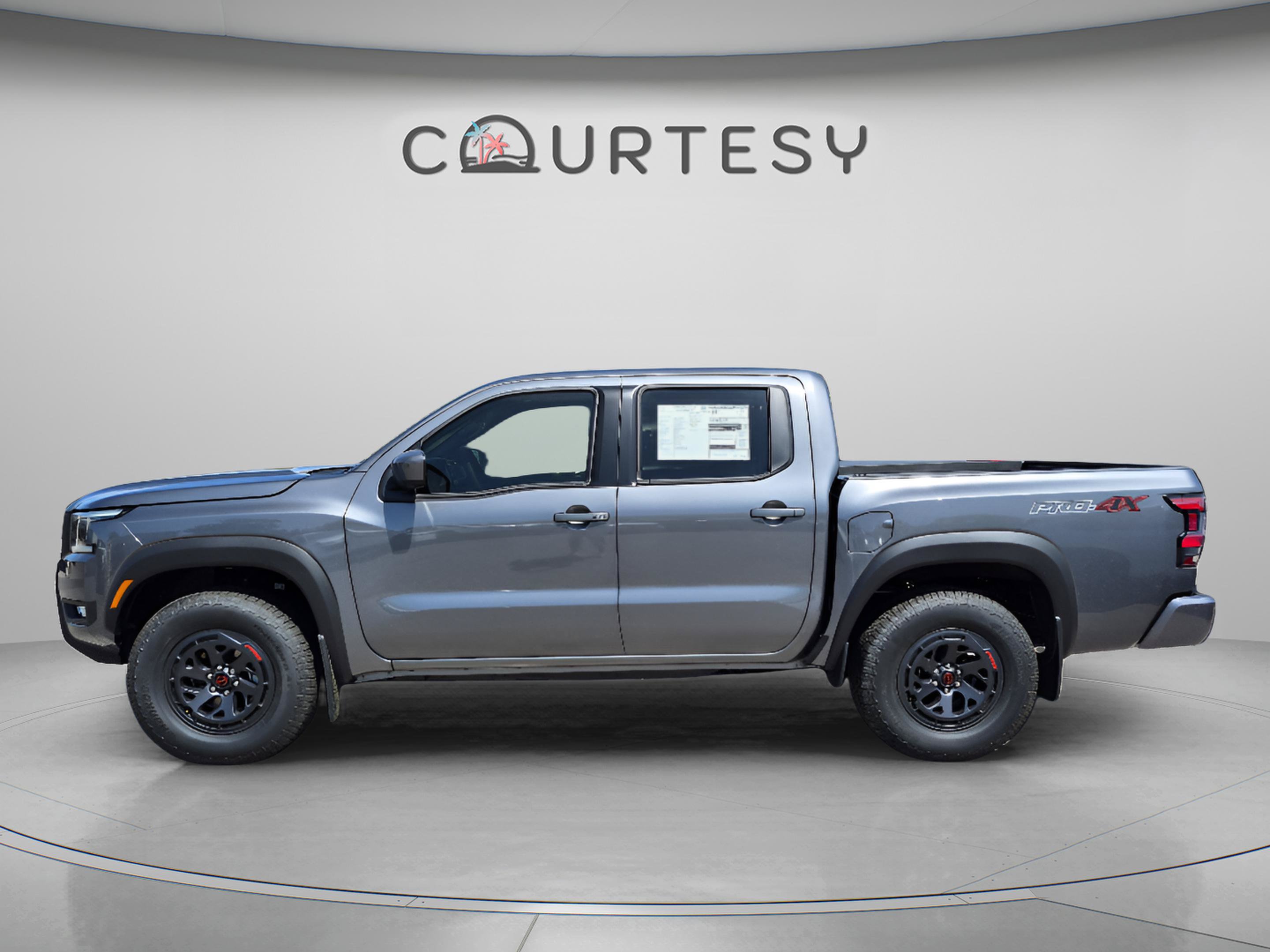 New 2026 Nissan Frontier PRO-4X w/ Pro-4x Convenience Package AWD/4WD image 2