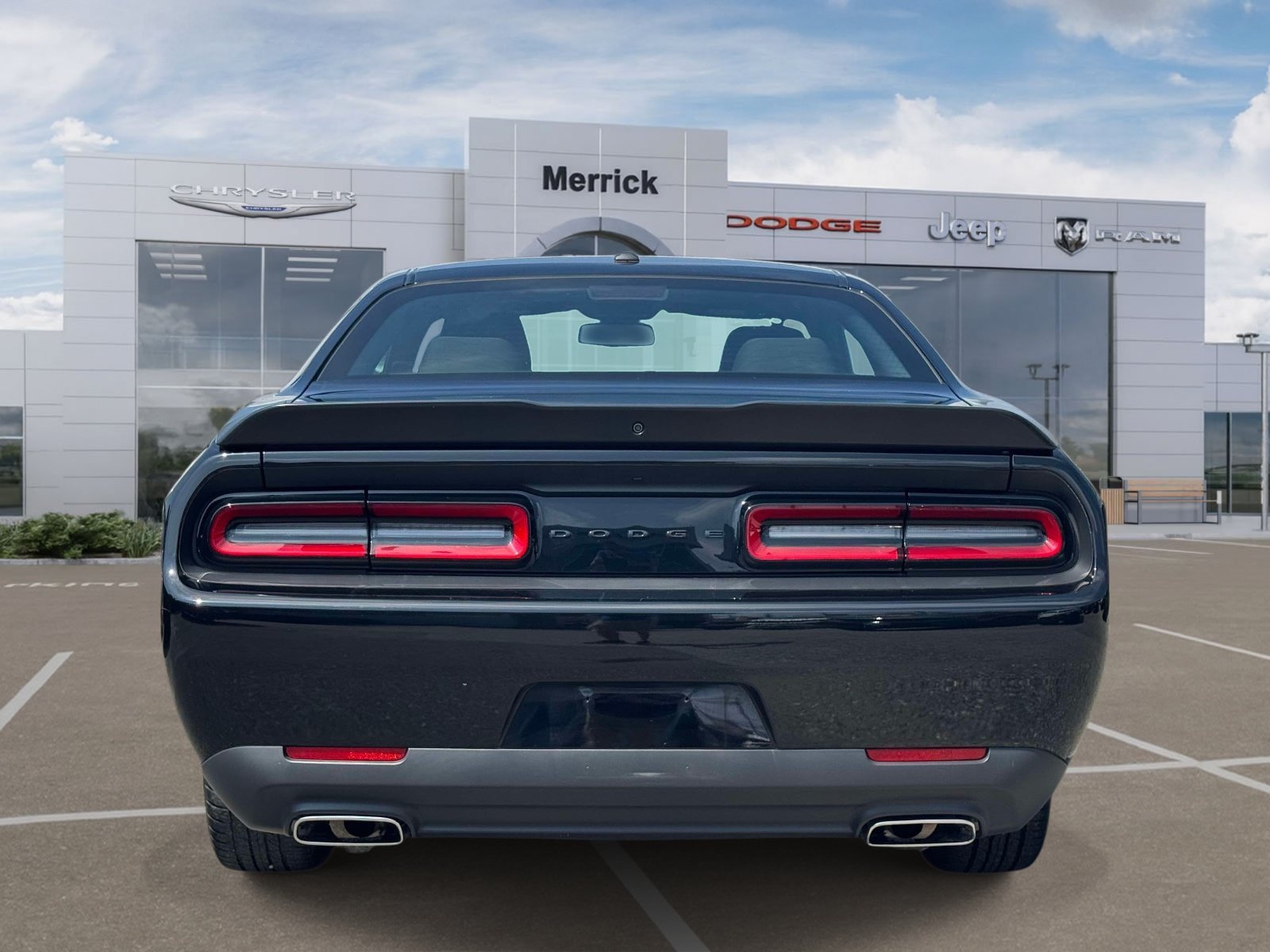 Used 2022 Dodge Challenger SXT w/ Blacktop Package RWD image 7