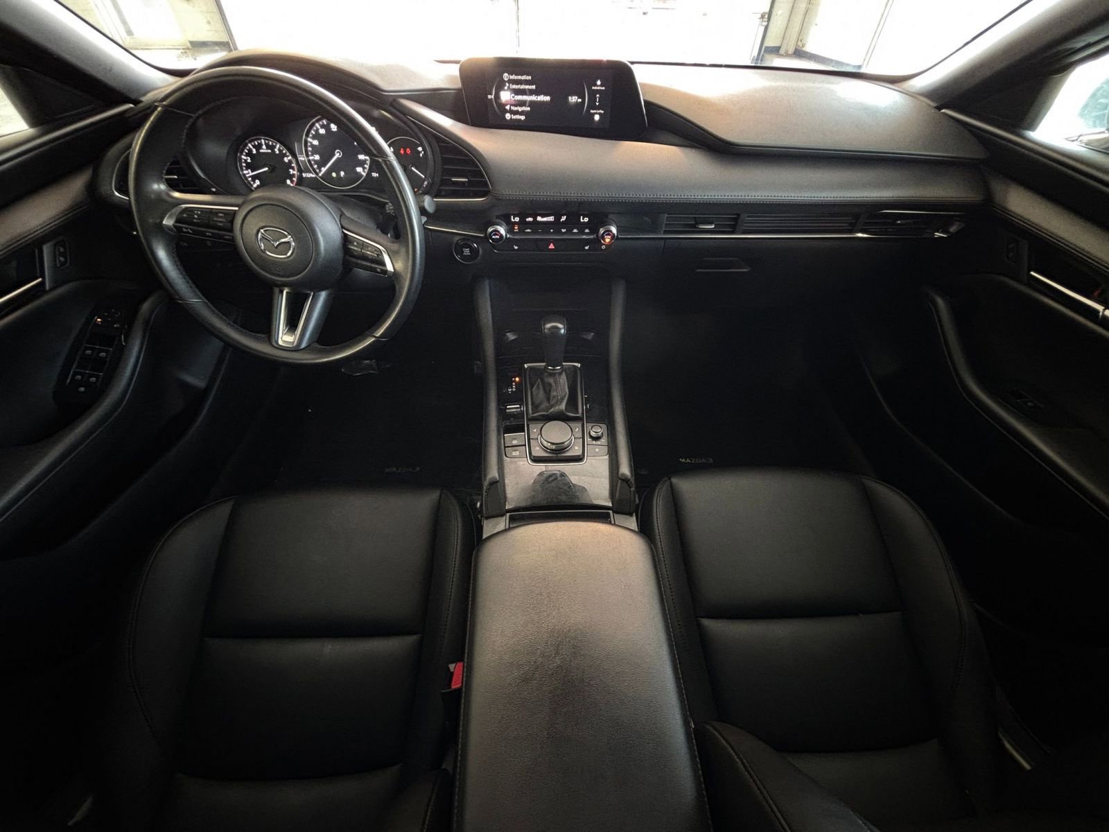 Used 2024 MAZDA MAZDA3 s FWD image 35