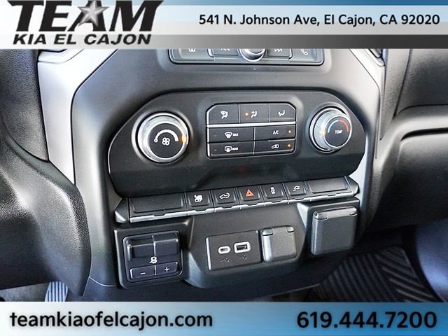 Used 2022 Chevrolet Silverado 2500 Custom w/ Custom Value Package AWD/4WD image 28