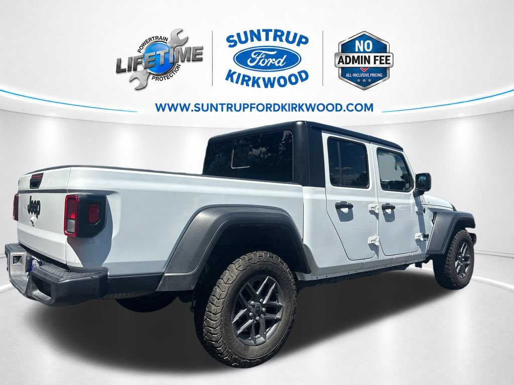 Used 2025 Jeep Gladiator Sport AWD/4WD image 6
