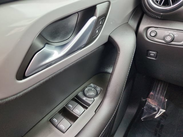 Used 2024 Chevrolet Blazer LT FWD image 35