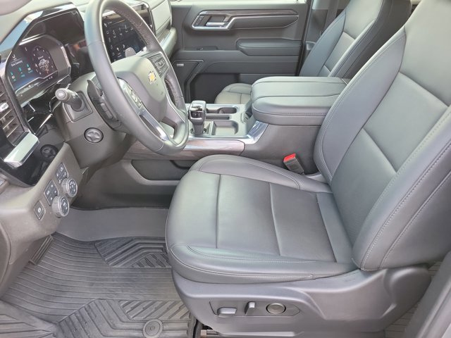 Used 2024 Chevrolet Silverado 1500 LTZ image 11