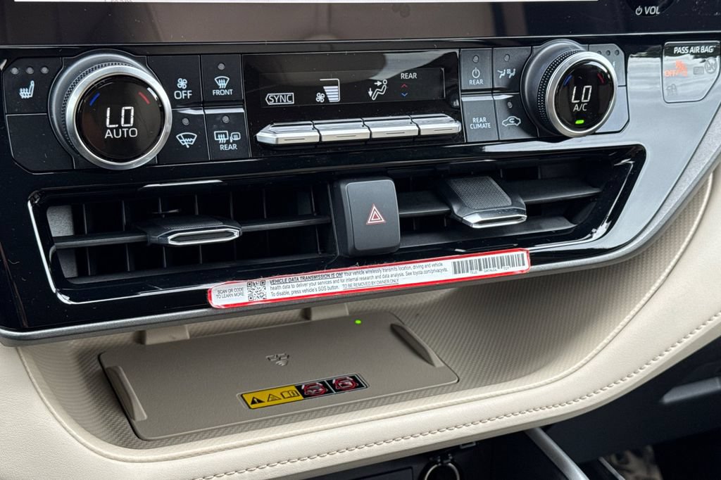 Certified 2025 Toyota Highlander XLE AWD/4WD image 20