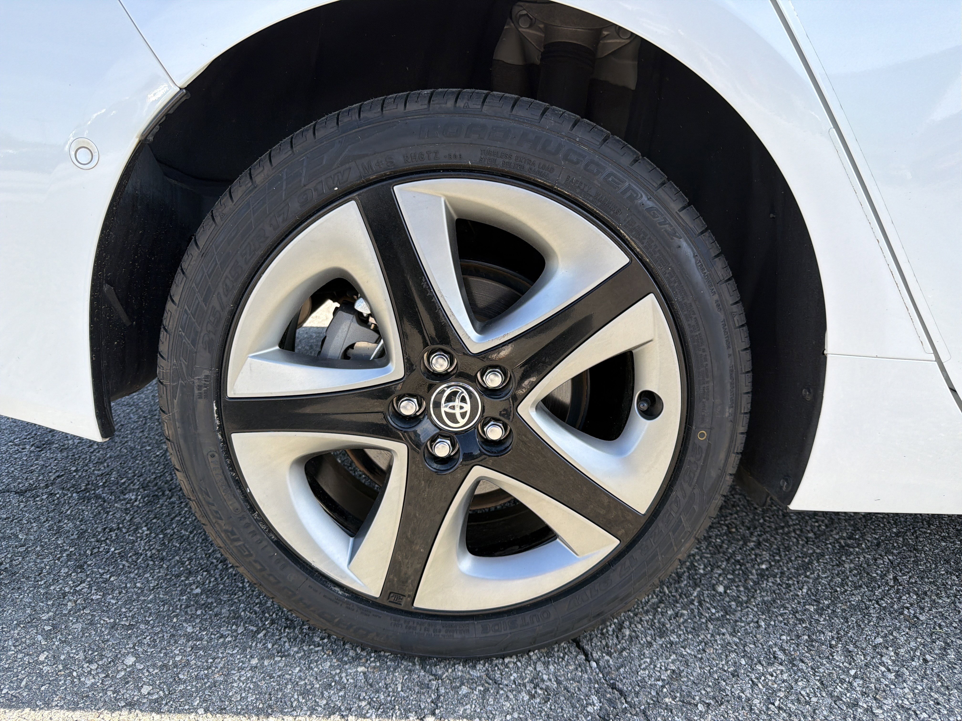 Certified 2022 Toyota Prius Limited image 29