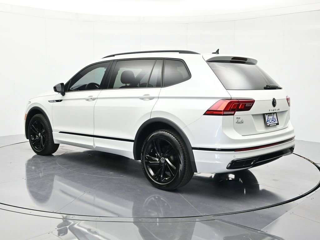 Used 2023 Volkswagen Tiguan SE R-Line FWD image 7