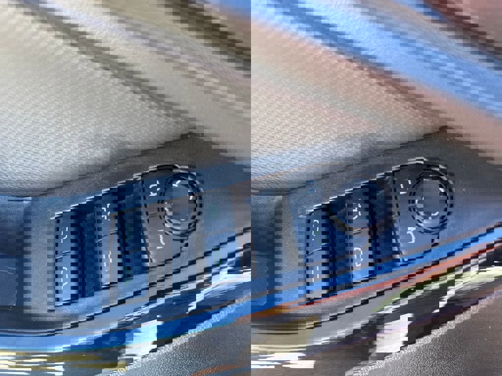 Used 2025 Chevrolet Equinox LT w/ Convenience Package II FWD image 22