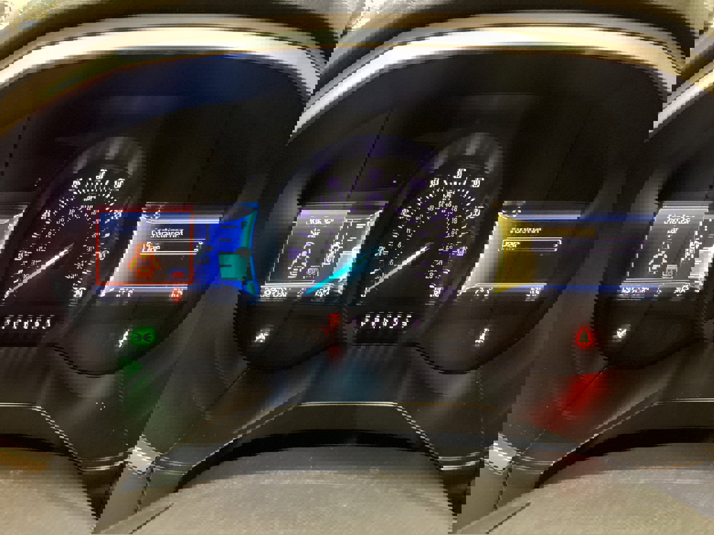 Used 2020 Ford Edge SEL w/ Convenience Package image 23