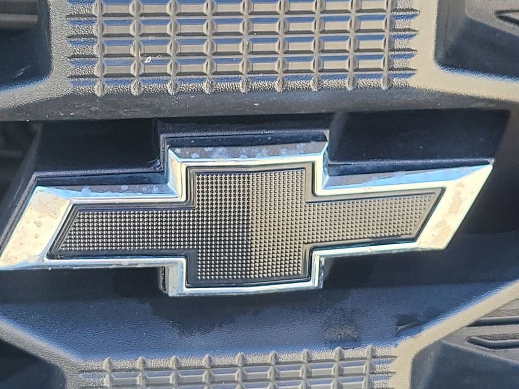 Used 2023 Chevrolet Silverado 1500 Custom AWD/4WD image 36