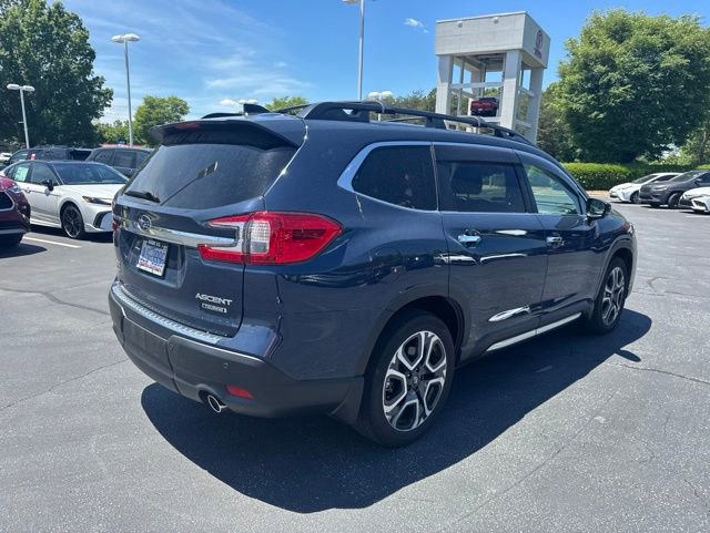 Used 2024 Subaru Ascent Touring w/ Popular Package #2 AWD/4WD image 4