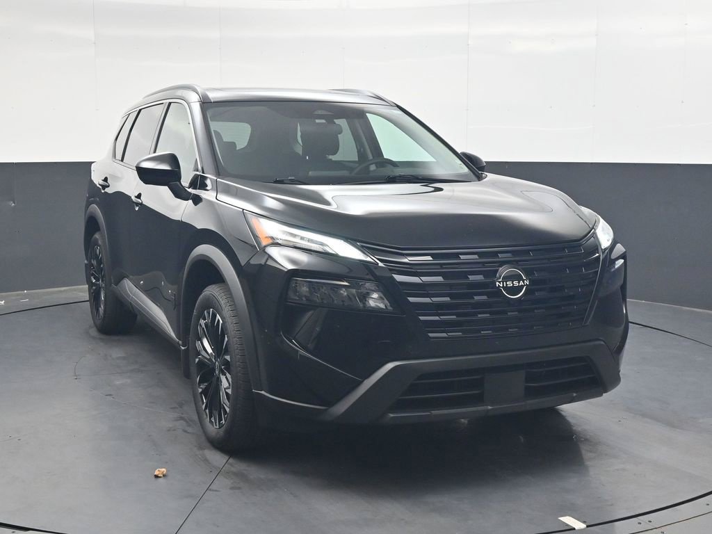 Certified 2026 Nissan Rogue Dark Armor FWD image 2