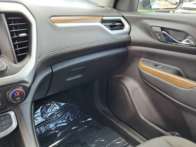 Used 2023 GMC Acadia SLE w/ Driver Convenience Package FWD image 30