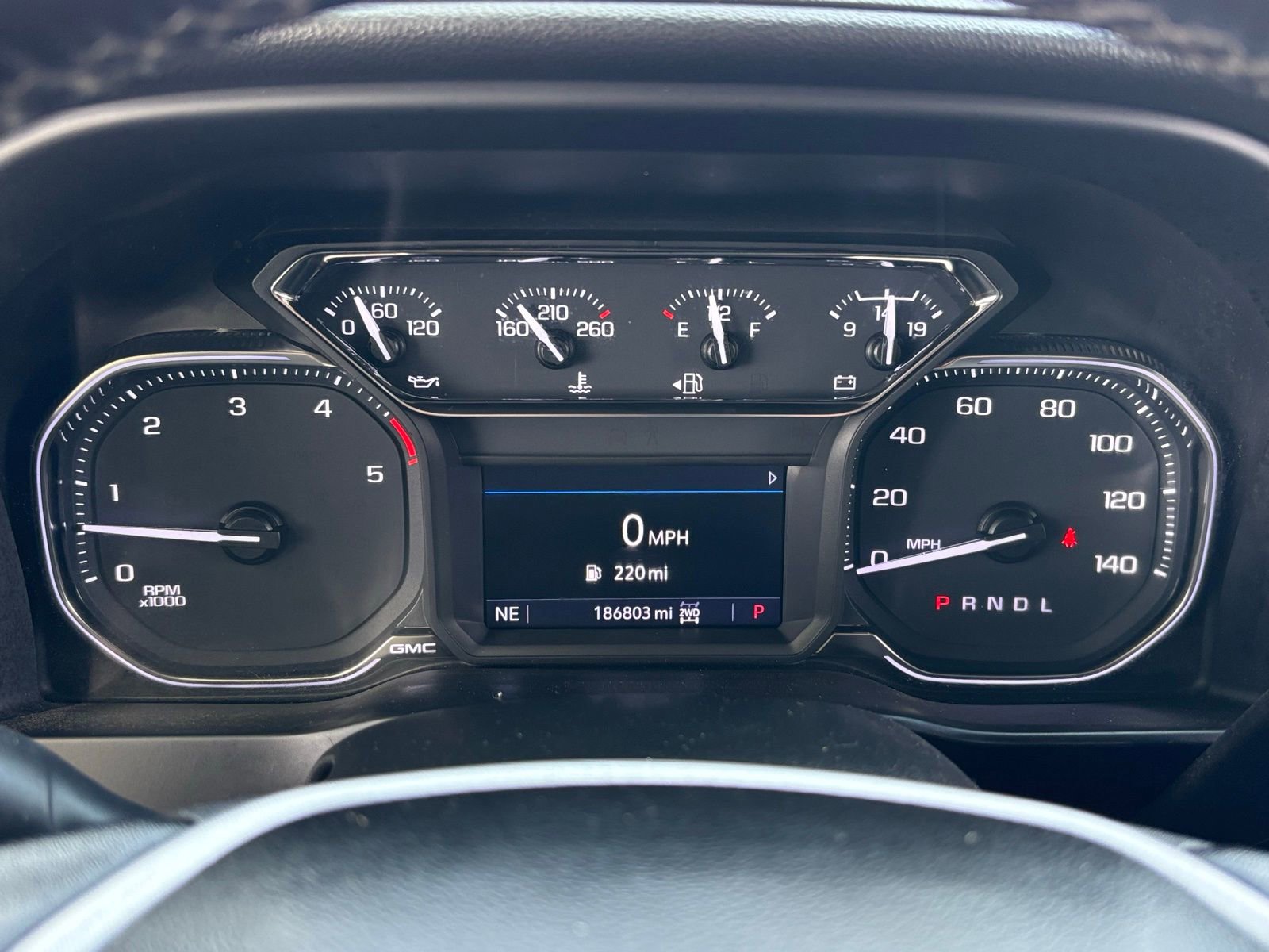 Used 2022 GMC Sierra 2500 SLT w/ SLT Convenience Package AWD/4WD image 25
