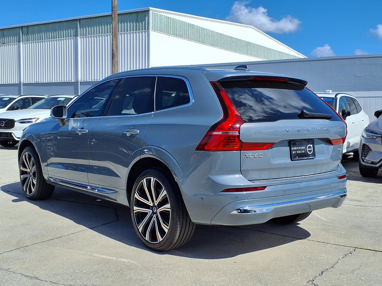 Certified 2023 Volvo XC60 B5 Ultimate w/ Climate Package FWD image 5