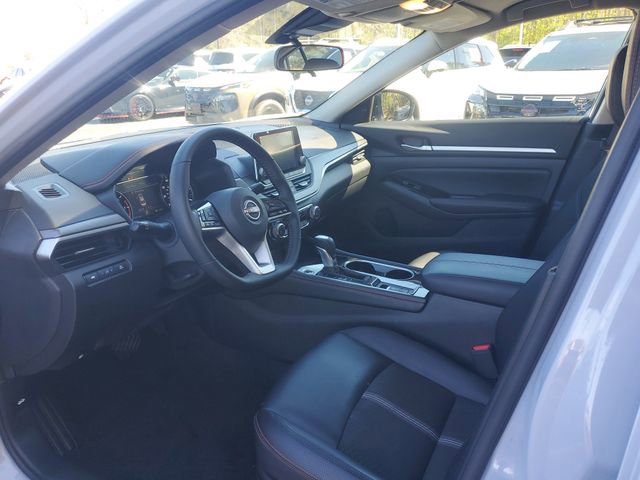Used 2025 Nissan Altima 2.5 SR image 13