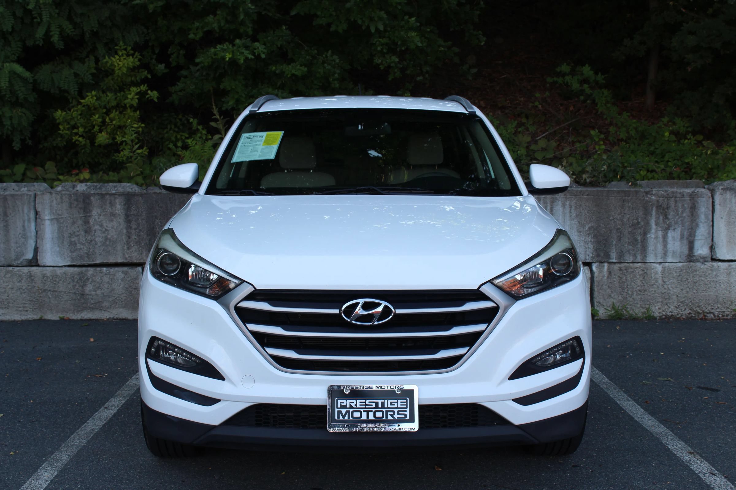Used 2017 Hyundai Tucson SE w/ SE Popular Package 02 AWD/4WD image 3